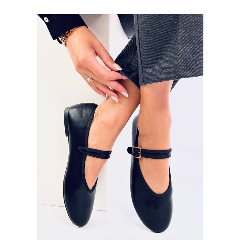 Ballerines à bride noire le noir 1