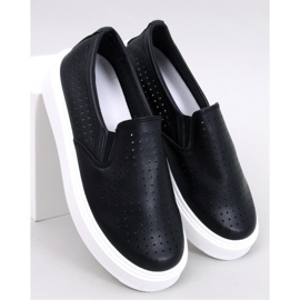 Baskets slip-on ajourées noires 1