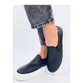 Baskets slip-on ajourées noires 2