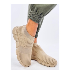 Darts Chaussures de sport chaussettes beiges - Inello 1 Darts Chaussures de sport chaussettes beiges - Inello 1
