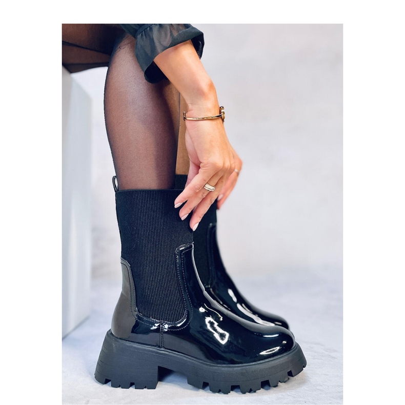 Bottines Chelsea laquées noires Batson - Inello le noir 2
