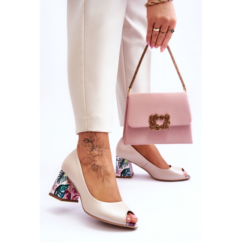 Step in style Escarpins Modèle Lewski Shoes 2608/K Beige Perła - Entrez avec style 2