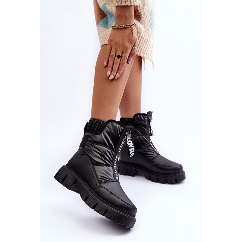Bottes de neige isolées noires pour femme 1