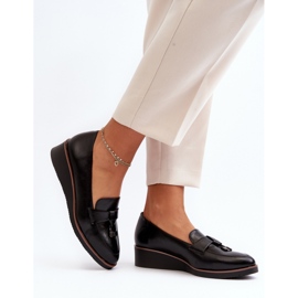 Chaussures pour femmes avec un léger compensé noir 2