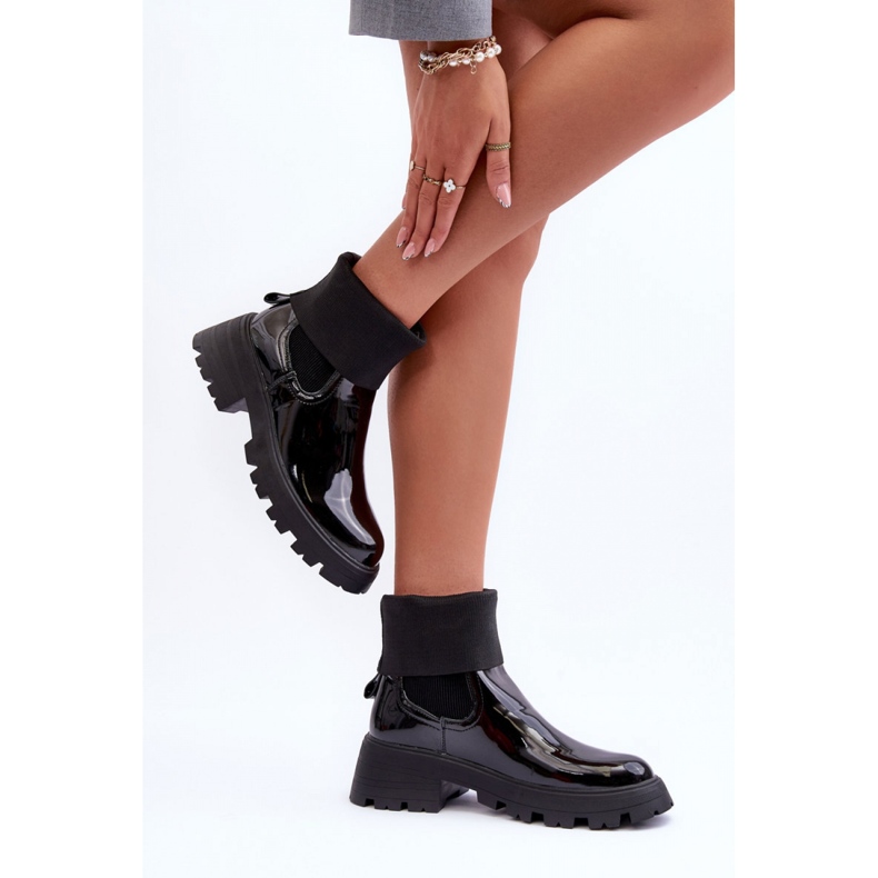 Step in style Bottines Chelsea Modèle Pavo DES925M Noir Lakier - Entrez avec style 2