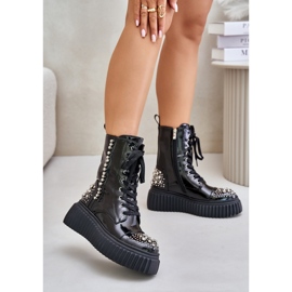 S.Barski Bottines à plateforme en cuir verni avec décoration noire 1