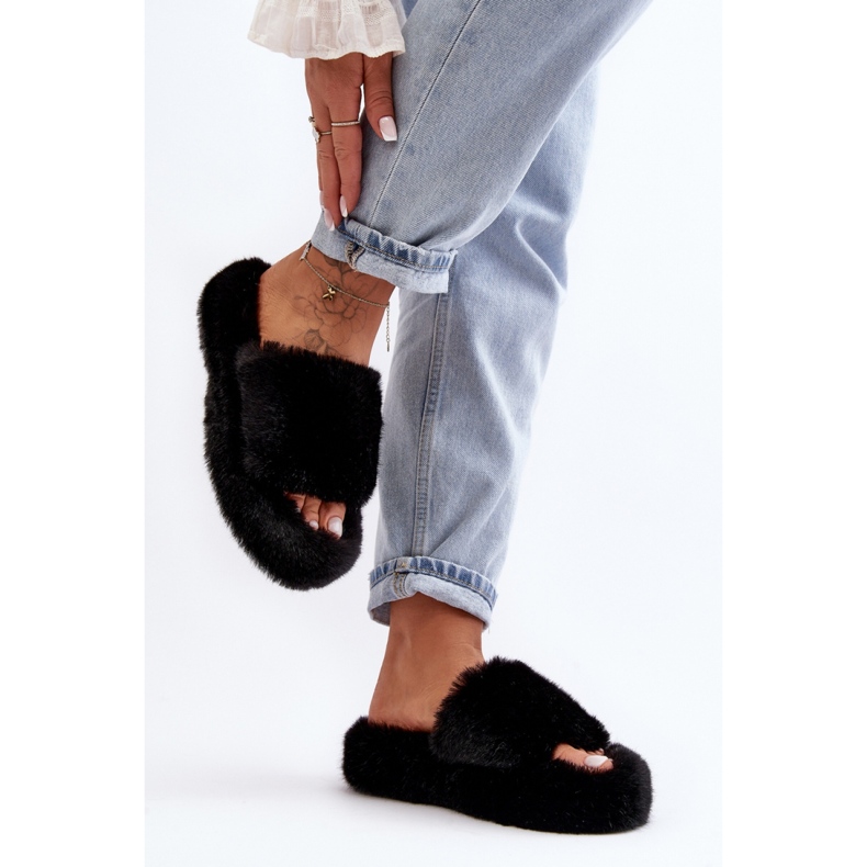 Chaussons fourrure femme noirs 1