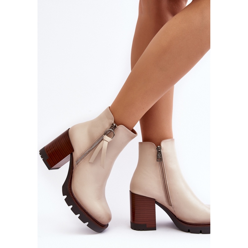 Step in style Bottes Modèle Brittney 58103 Beige - Entrez avec style 2