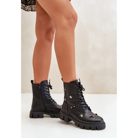 Baggies pour femmes avec décorations noires le noir 1 Baggies pour femmes avec décorations noires le noir 1