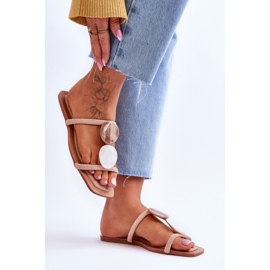 Chaussons en daim avec décorations beiges 2