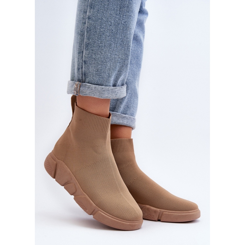 Chaussures de sport beiges avec chaussette brun 1