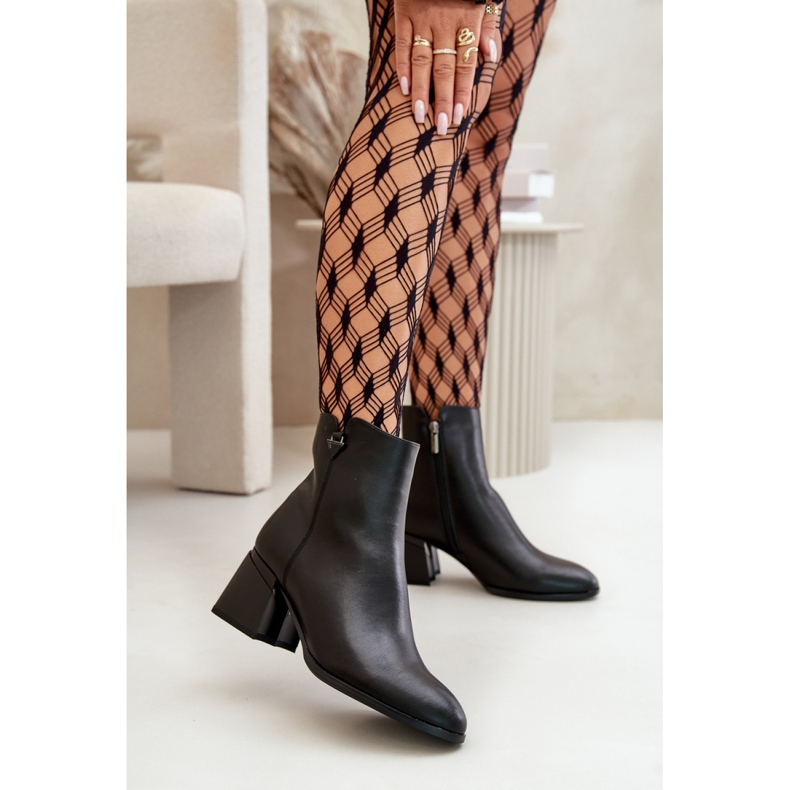 Step in style Bottes Modèle Vinceza 77106 Cuir Noir - Entrez avec style 1