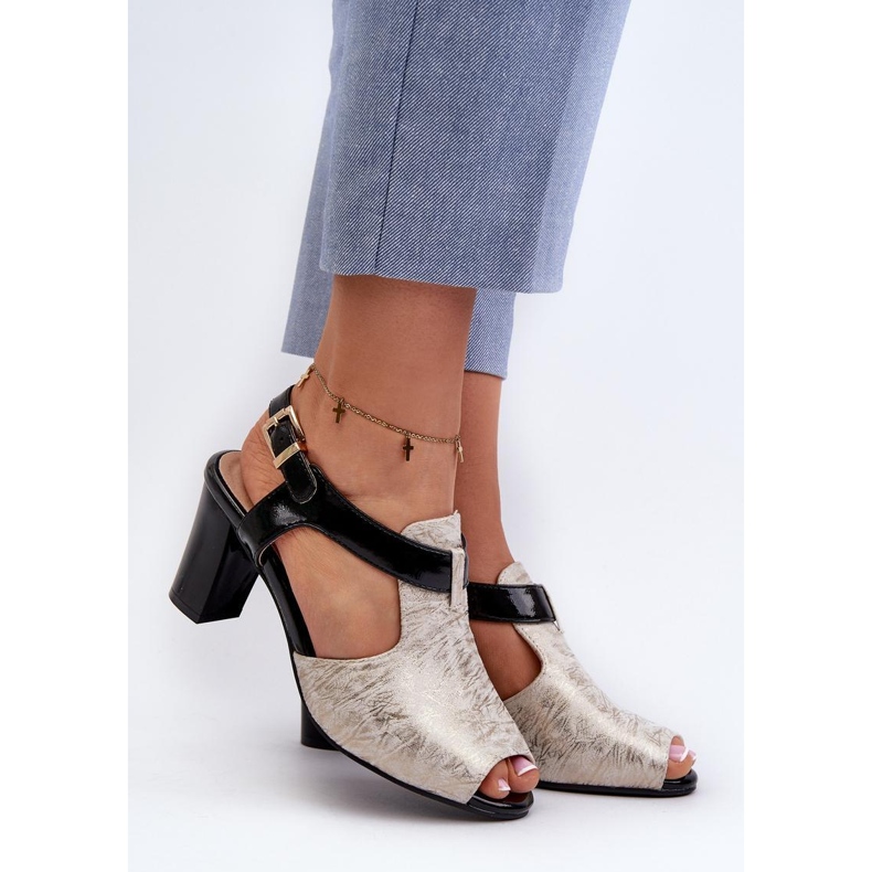 Step in style Sandales Modèle Queenmarie ASA228-3 Or/Noir - Entrez avec style jaune 1