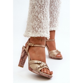 Step in style Sandales Modèle Maciejka 06564-22 Beige/Or - Entrez avec style 2