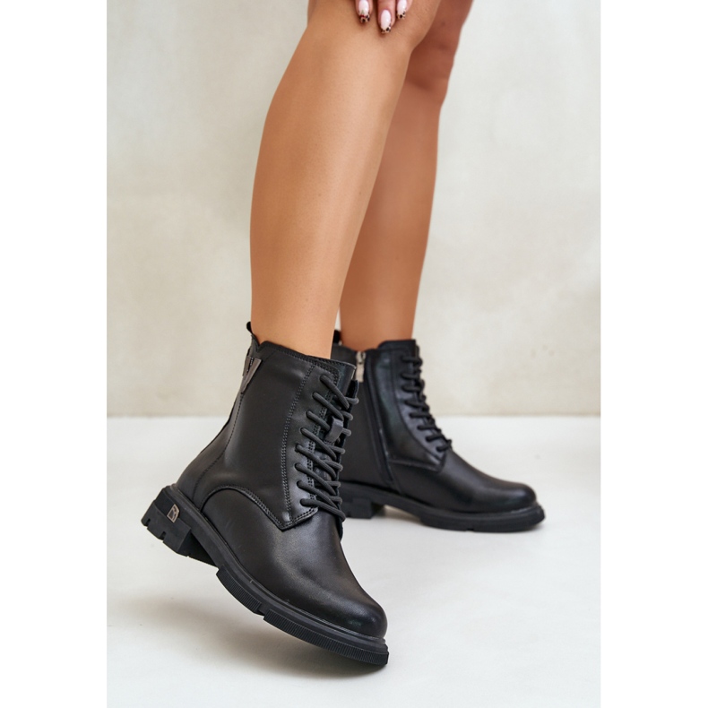 Step in style Modèle Workers Vinceza 7920 Noir - Entrez avec style 1