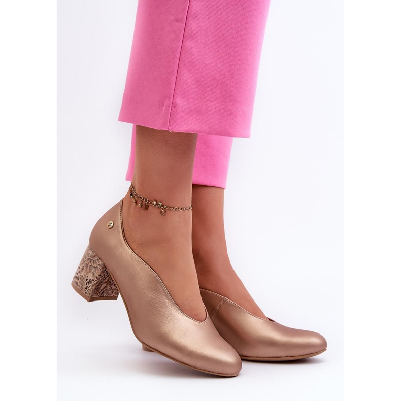 Step in style Escarpins Modèle Maciejka 06422-25 Or - Entrez avec style jaune 1