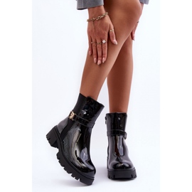 Step in style Bottines Chelsea Modèle Elspetia F35-1 Vernis Noir - Entrez avec style le noir 2