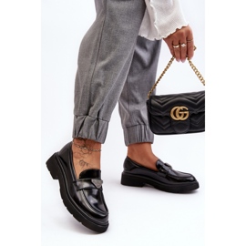 Chaussures noires classiques pour femmes 2