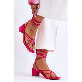 Sandales nouées roses uniques 1