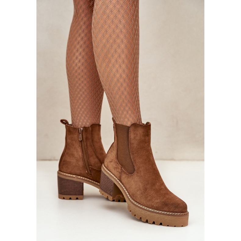 Bottines femme à talons en daim brun 1