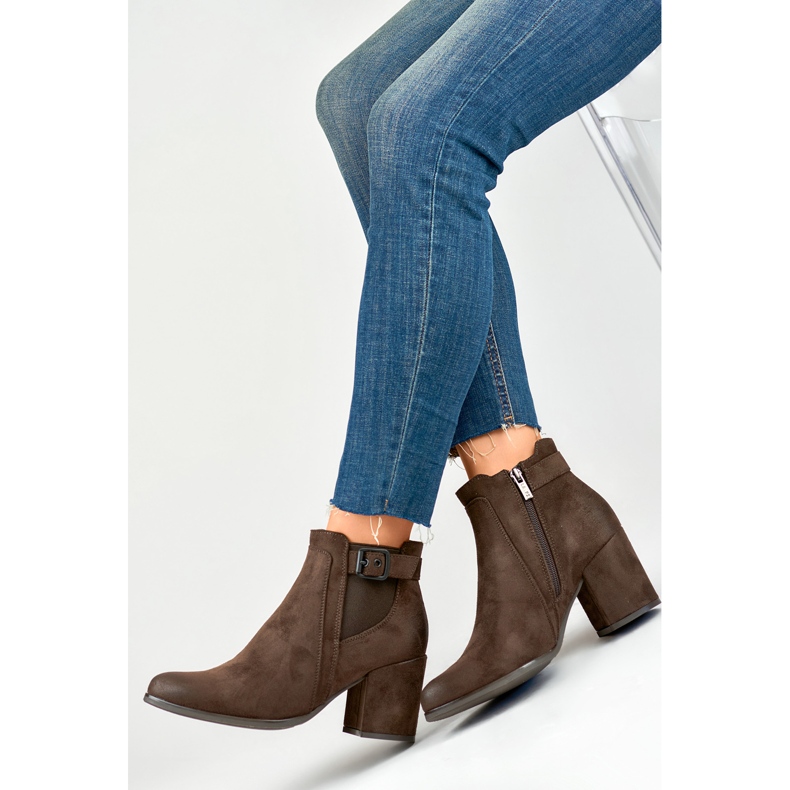 Bottes pour femmes isolées avec fourrure 260034BR-SU marron brun 1