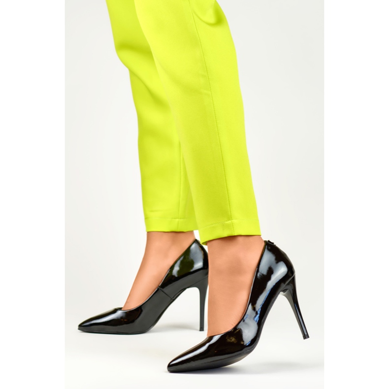 Talons hauts Modèle GD-FL59B Noir le noir 1