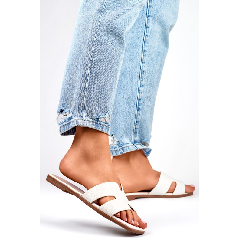 Sandale Tongs Modèle MTBL06W Blanc blanche 1