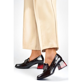 Escarpins laqués avec décoration GD-FL478-B Noir 1