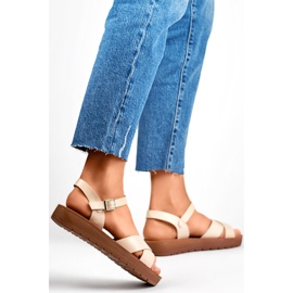 Sandales pour femmes sur la plateforme PS13BE beige 1