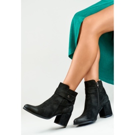 Bottes modèle 260041B-SU en daim noir le noir 1