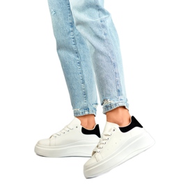 Chaussures de Sport Modèle LL23171W/B Blanc/Noir - PRIMO blanche 1 Chaussures de Sport Modèle LL23171W/B Blanc/Noir - PRIMO blanche 1