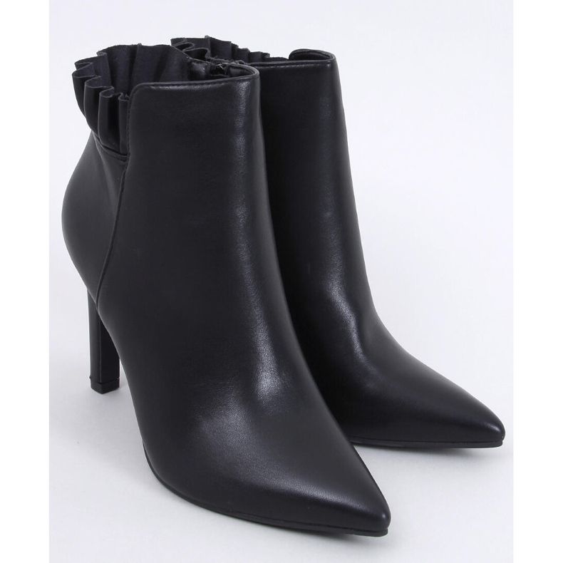 Etnea Bottines à talons hauts noires 1