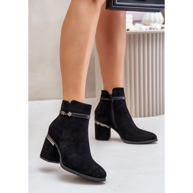 Bottes isolées pour femmes à talon haut avec sangle décorative Vinceza 16446 noir 2