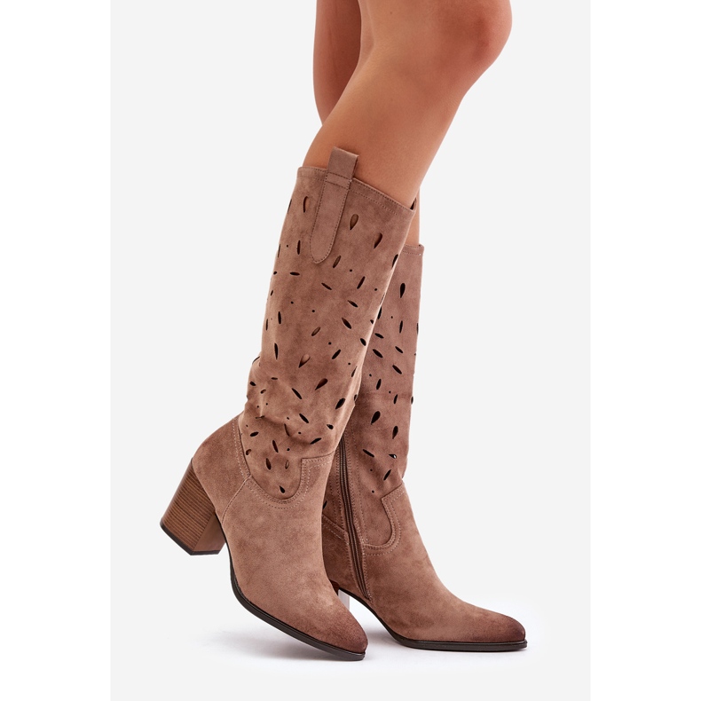 Bottes À Talons Hauts En Daim Eco Avec Motif Ajouré Vinceza 58344 Beige Foncé 1
