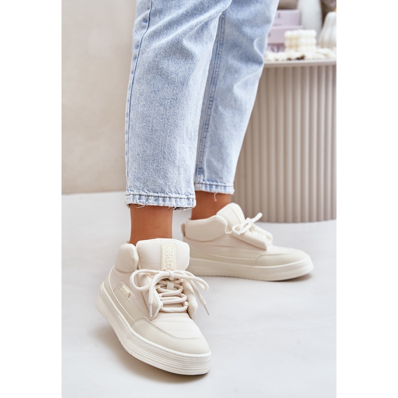Baskets isolées Big Star pour femmes OO274A531 Crème beige 2 Baskets isolées Big Star pour femmes OO274A531 Crème beige 2