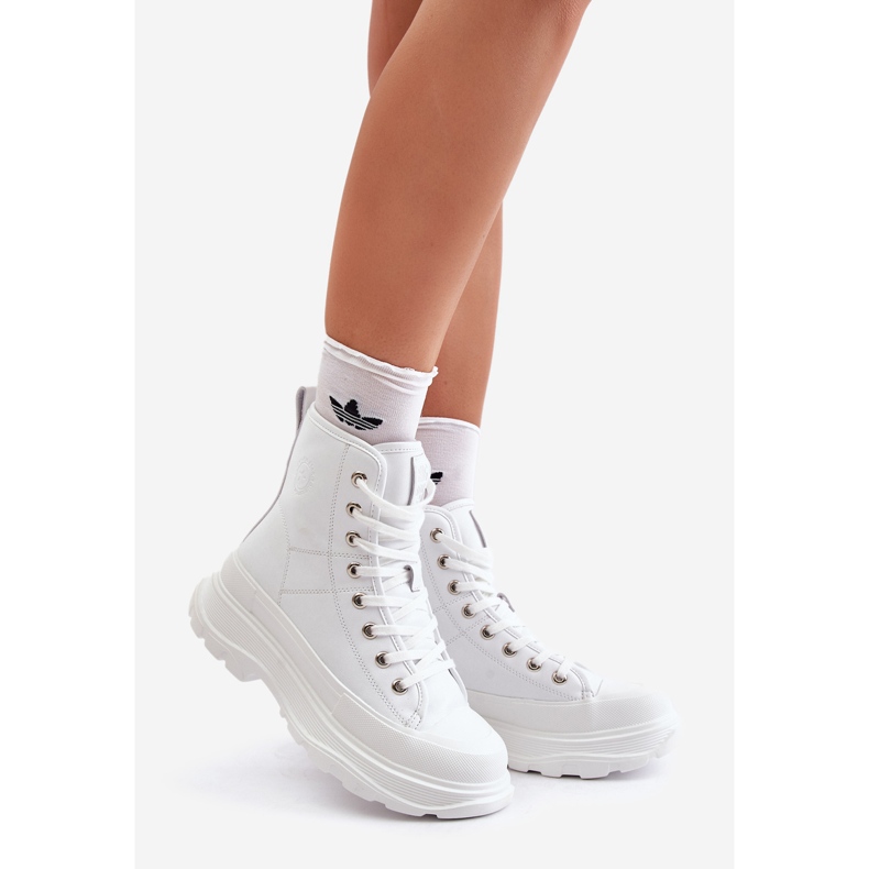 Baskets isolées en cuir sur une plateforme massive Big Star OO274A598 Blanc 1
