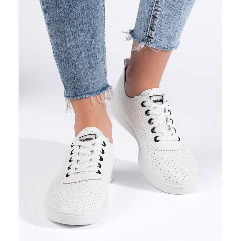 Baskets blanches classiques pour femme 1