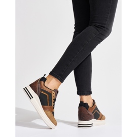 Baskets femme marron et noires à talon compensé caché brun 2
