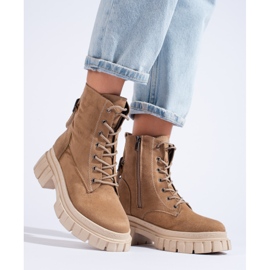 Bottes en daim pour femmes sur la plateforme T.SOKOLSKI beige brun 2