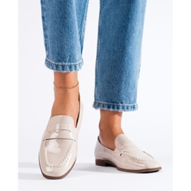 Mocassins femme beige verni par Shelovet 1 Mocassins femme beige verni par Shelovet 1