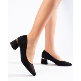 Escarpins à talons bas en daim noir le noir 1