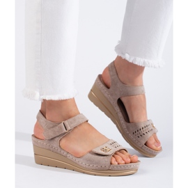 Sandales compensées en daim beige brun 2