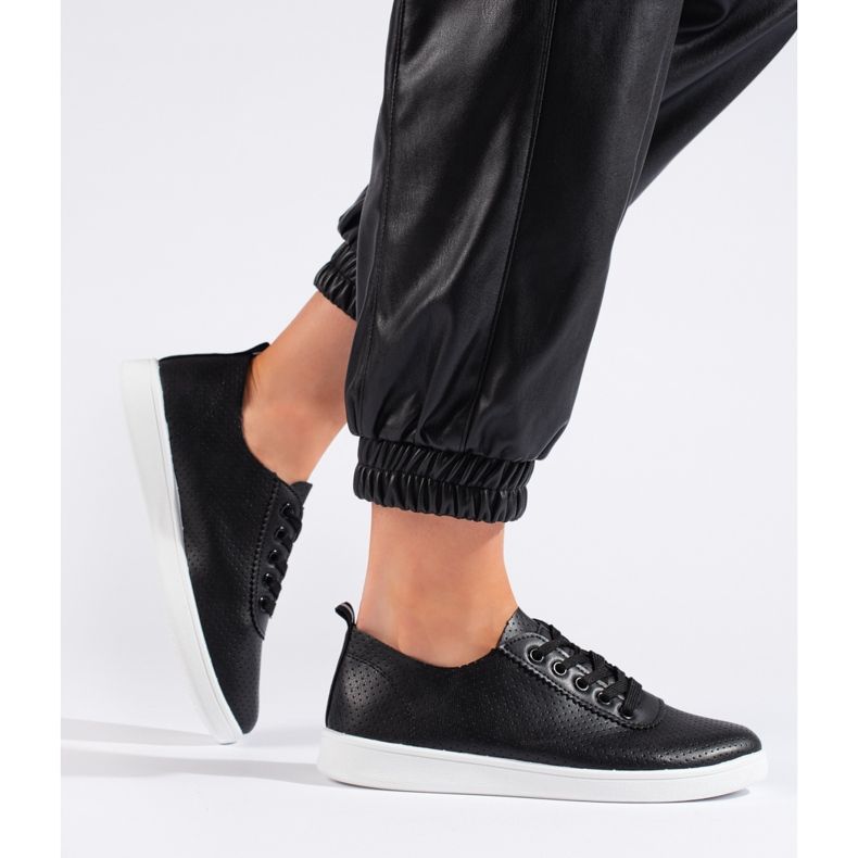 Chaussures femme noires le noir 1