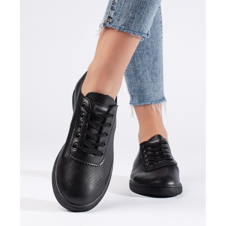 Baskets noires classiques pour femme le noir 1