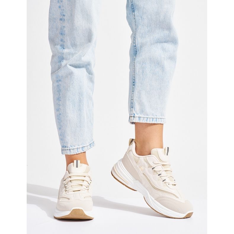 Chaussures de sport femme beiges à semelle épaisse 2