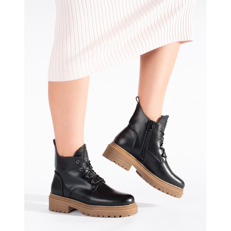 Bottines à lacets noires avec semelle beige par Sergio Leone le noir 1 Bottines à lacets noires avec semelle beige par Sergio Leone le noir 1