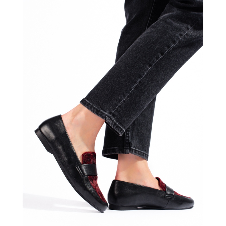 Bottines noires et bordeaux avec fourrure 1