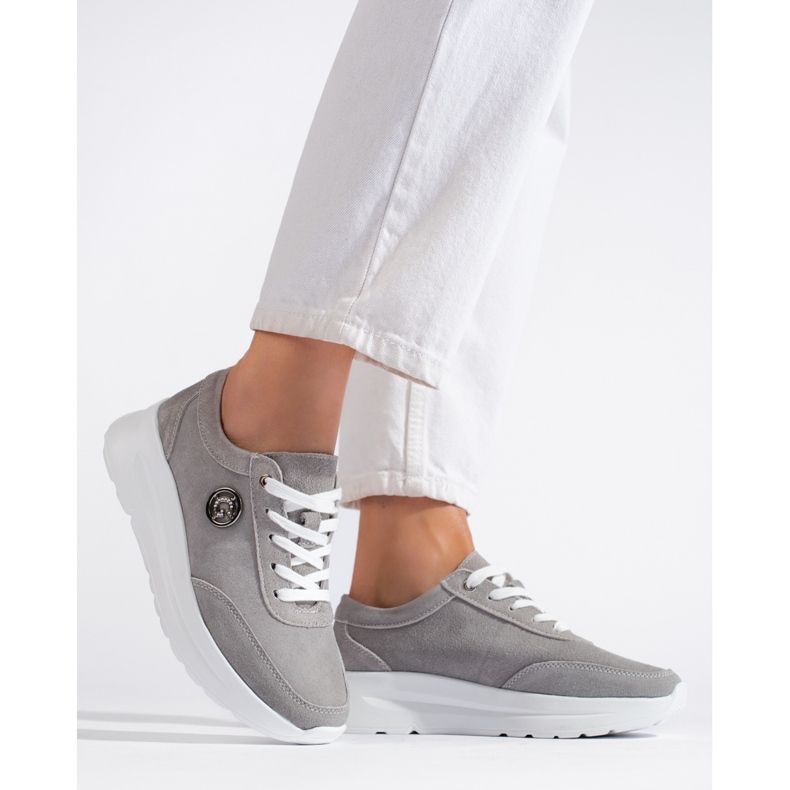 Chaussures de sport en cuir gris 1 Chaussures de sport en cuir gris 1