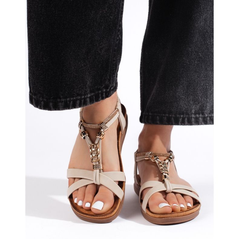 Sandales beiges femme 1