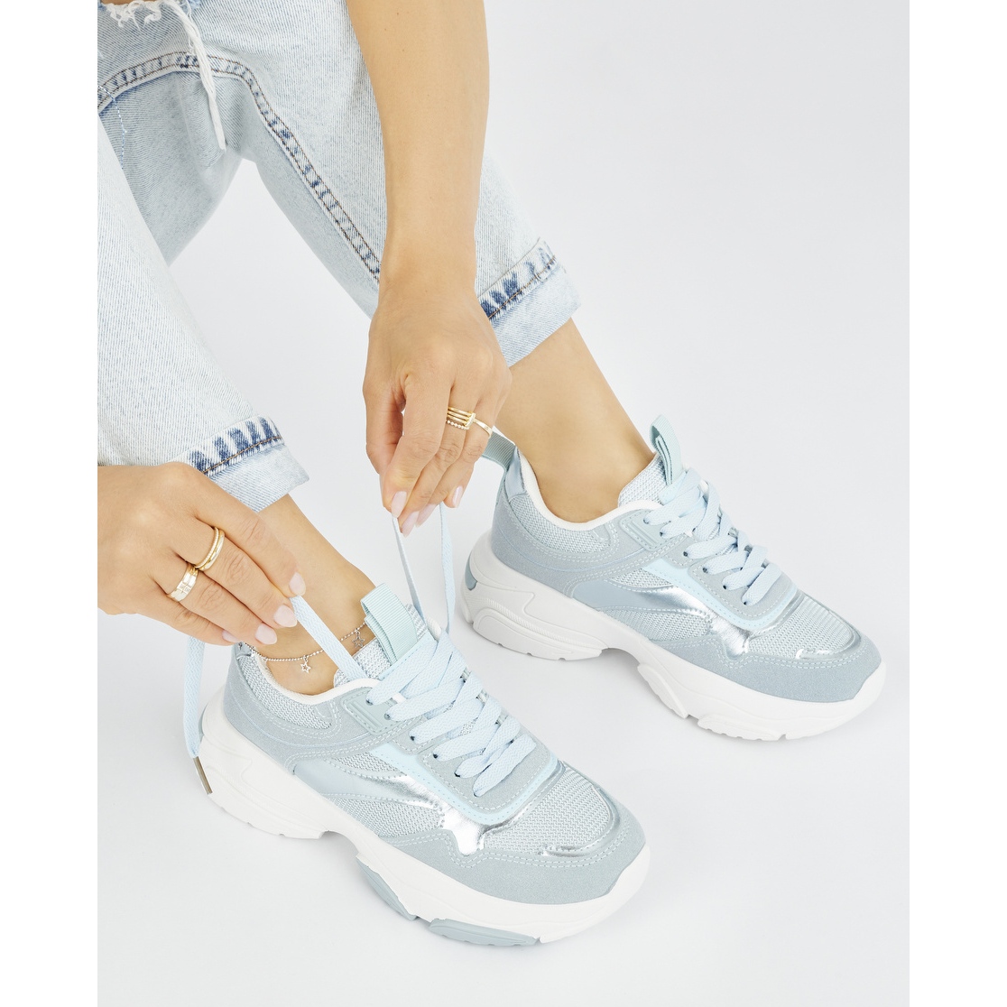 Chaussures de sport bleues pour femmes a semelle epaisse